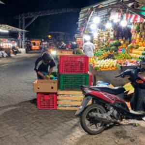 Kios Buah di Fasos-Fasum Villa Bandara Masih Beroperasi, Pemkab Tangerang Diminta Verifikasi