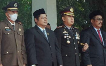 Mansyurudin menghadiri upacara HUT ke-81 TNI di Palabuhanratu.
