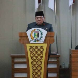 Paripurna DPRD, Wabup Lampung Timur Sampaikan Jawaban atas Pemandangan Umum Fraksi terhadap Dua Raperda